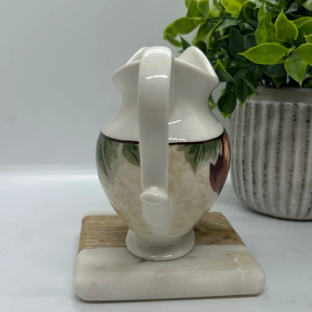 Noble Excellence  NAPA VALLEY   CREAMER